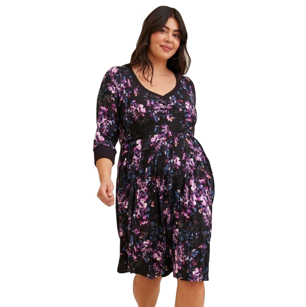 Mini supersoft push V-Neck skater dress